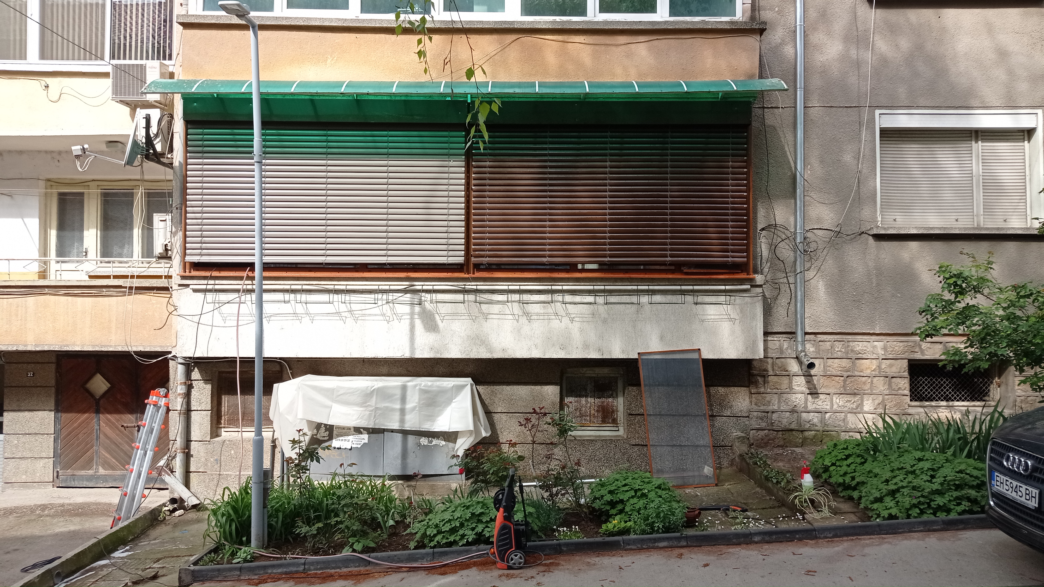 Почистване на щори