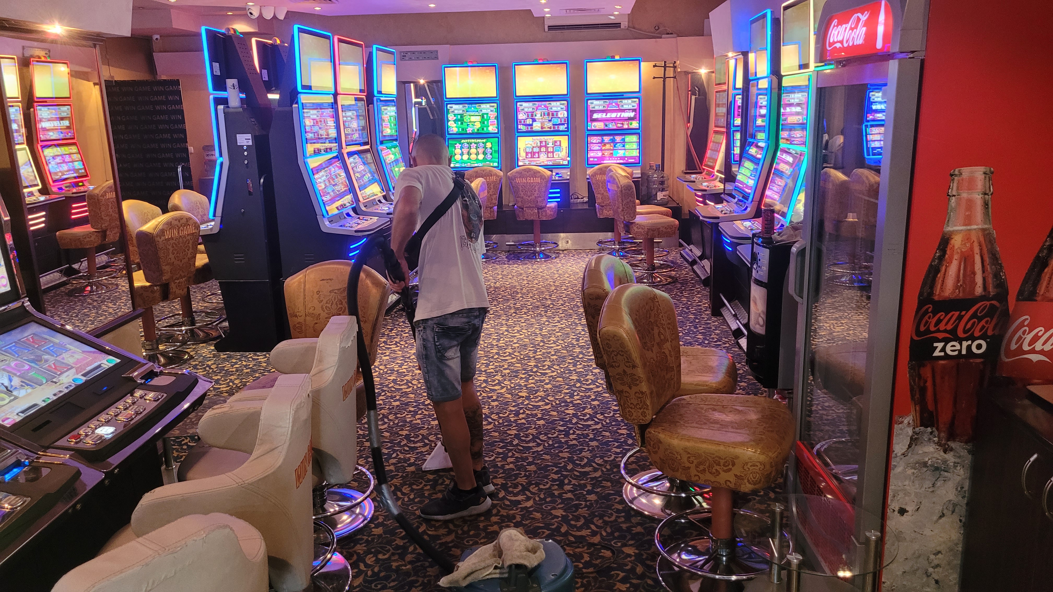 Пране на мокети